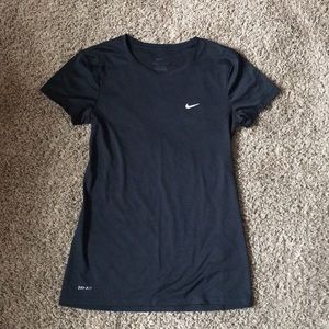 Nike Dri-Fit top size women’s S